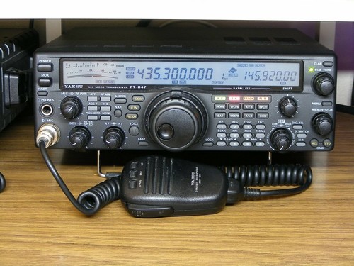 Yaesu 847 ft847 - vhf, uhf